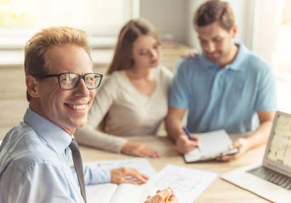 Immobilienverkauf durch Makler